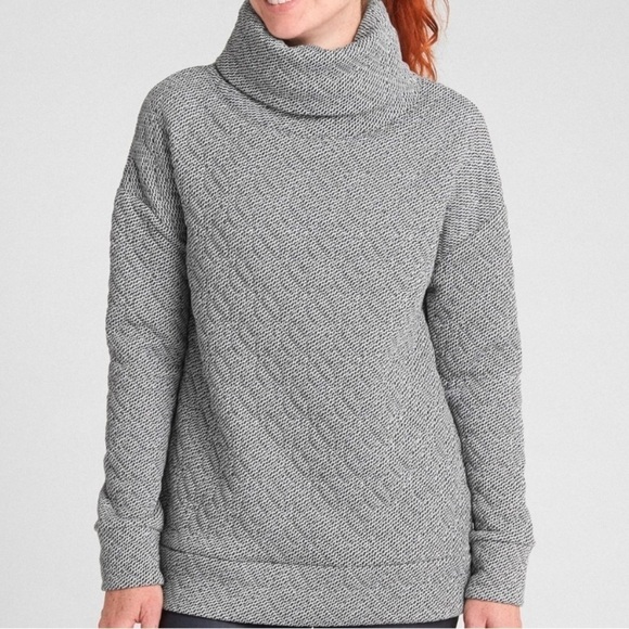 Gap Fit Houndstooth Thick Quilted Cowl Funnel Neck Oversized pullover Small - Picture 1 of 8